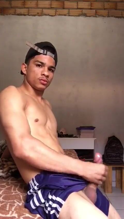 Schwuler twink ohne kondom bekommt heiße spermaschüsse von nt