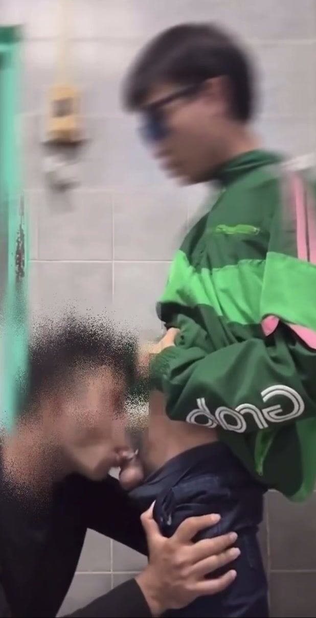 Asian twink boy blowjob action