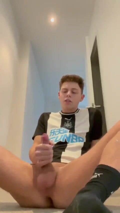 Nt small clips & hot cumshots