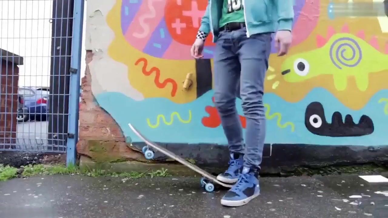 Skater twinks bareback cock fuck