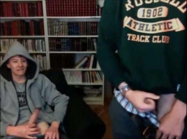Hot college twink jack shows off his dick
