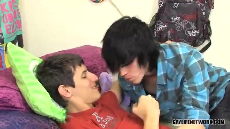 "online teens meet for raw sex"