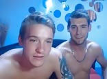 直男 buddies 玩乐