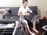 Chaturbate cam show: b o s b o y 3 2 1 adolescente sem capa pica