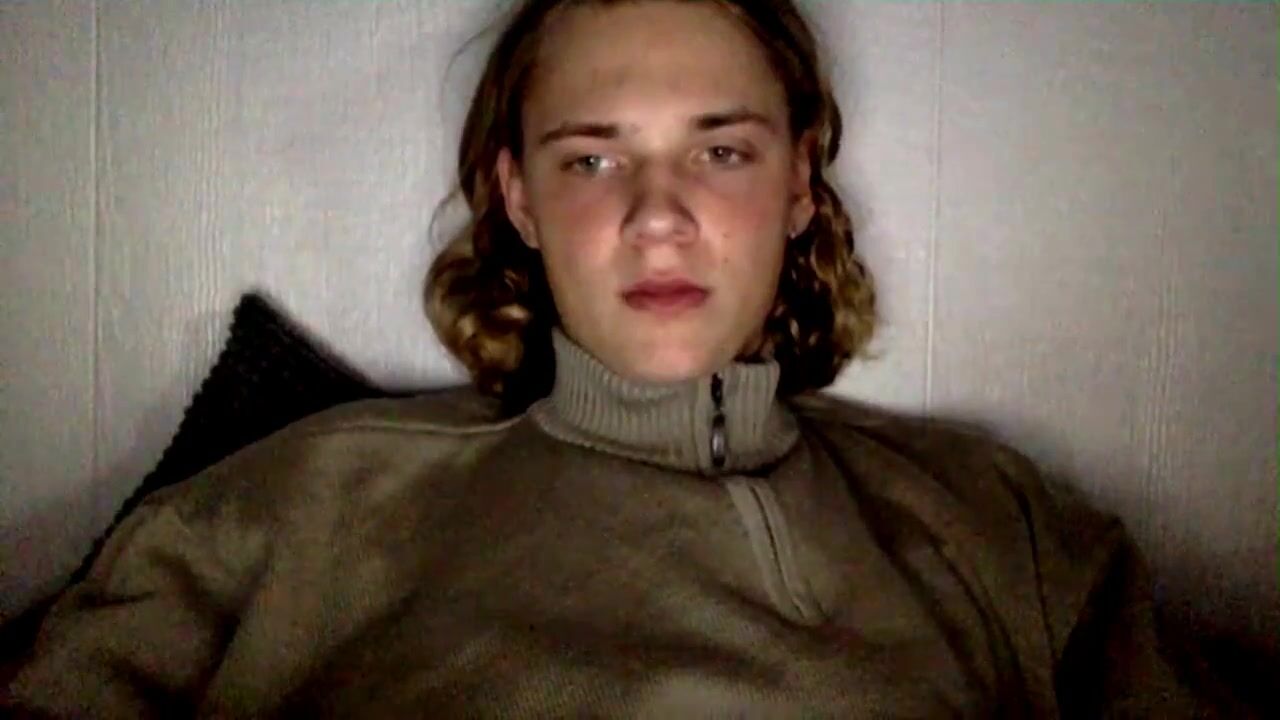 Blondy hot boy wanks