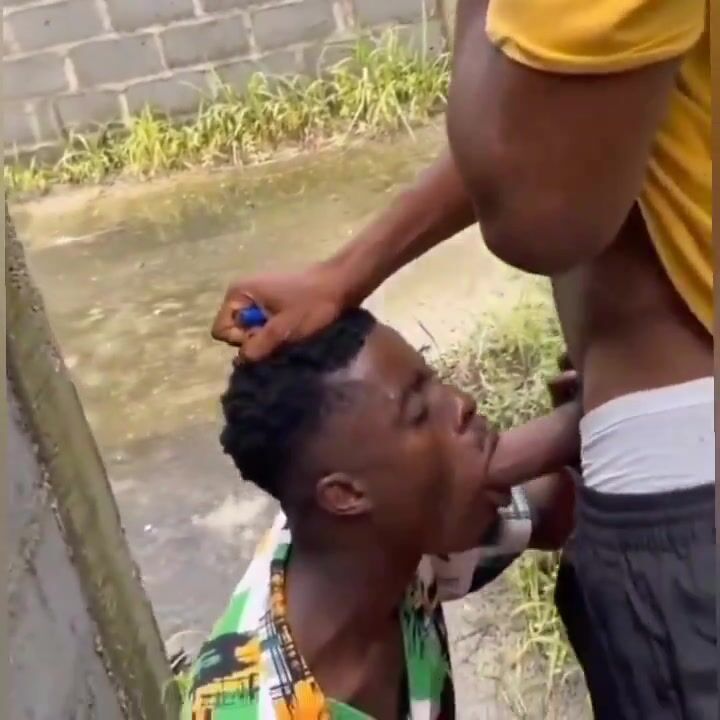 Man blows buddy for cash