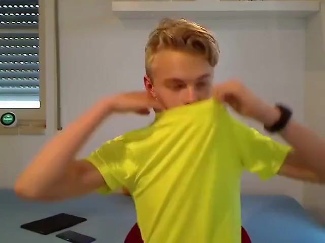 Blond twink daddy muscle bareback cock cum