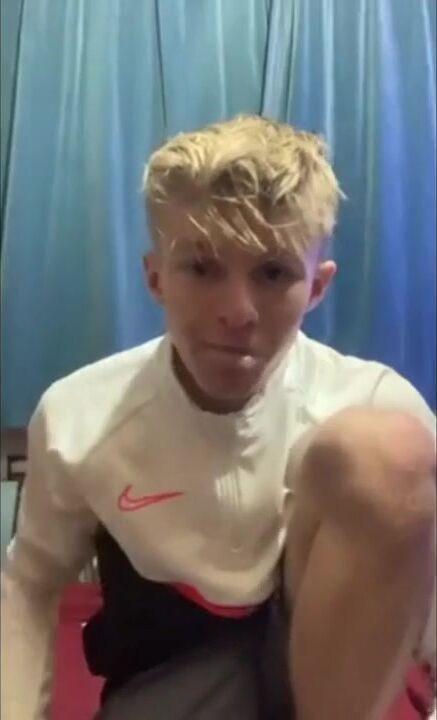 Ado blond devient chaud 3
