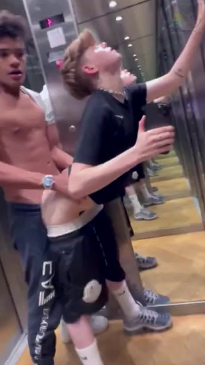 A mid-floor stop