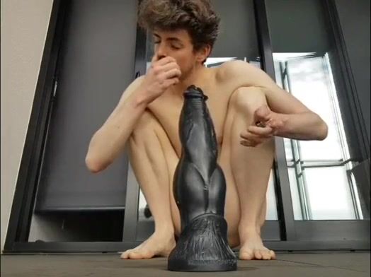 Young aussie twink stuffs his hole with huge toy