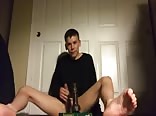 милый подросток дрочит свой твёрдый член 7