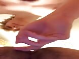مراهق هاوٍ ينيك أبًا ناضجًا بقوة
