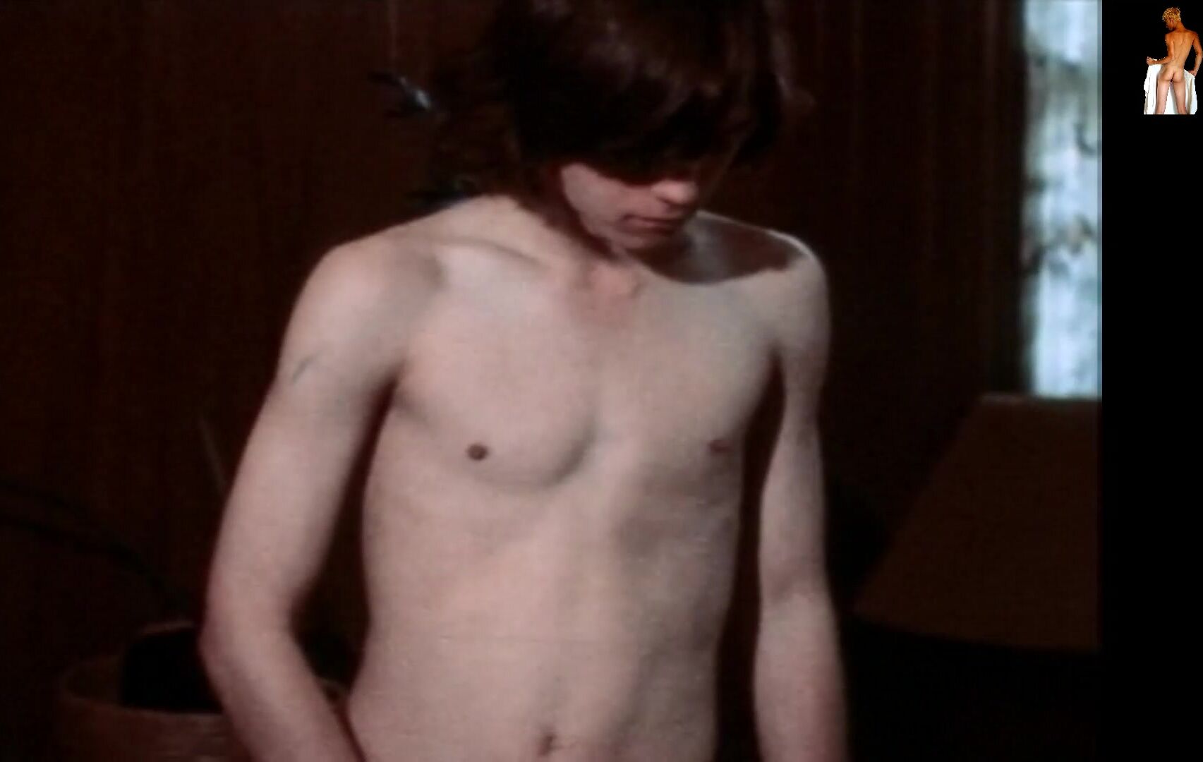 Vintage twink solo: classic gay tube action