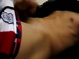 Adolescent musculoso chorrea duro