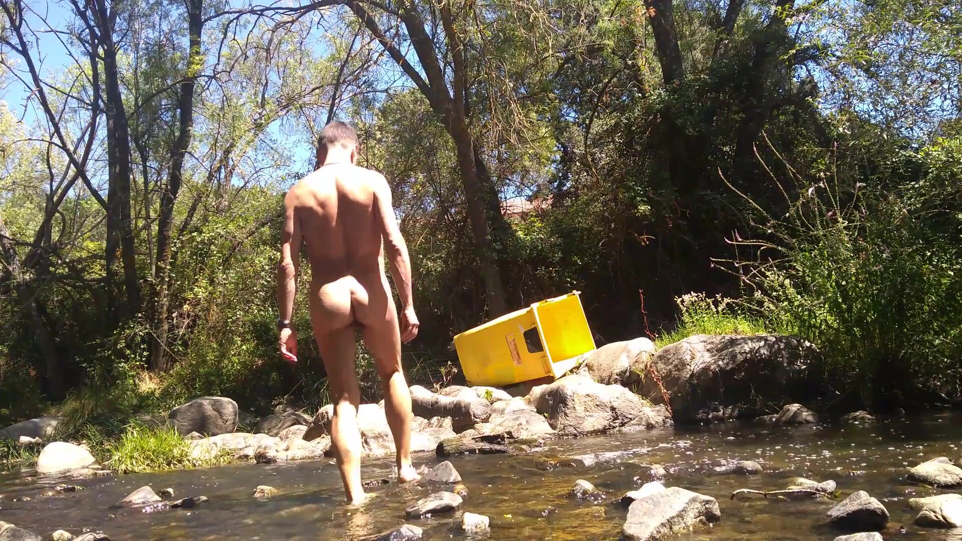 [abx][1][435] - i'm wanking naked in a river until emptying my ball...