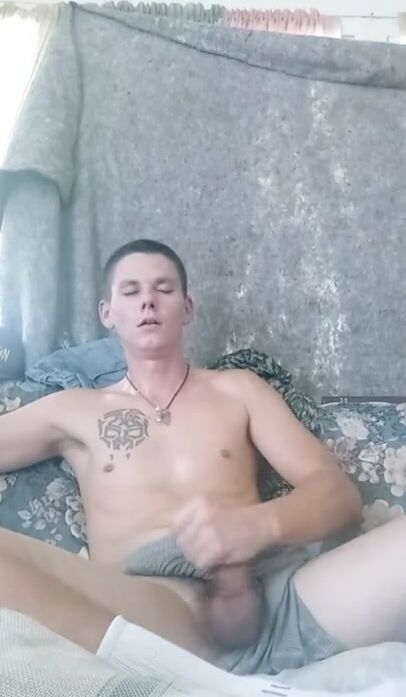 Gran carga de semen explosiva