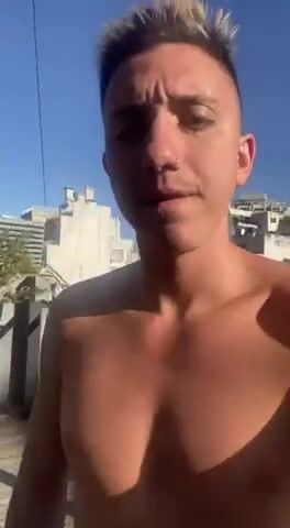 爸爸无套干肌肉小受 36