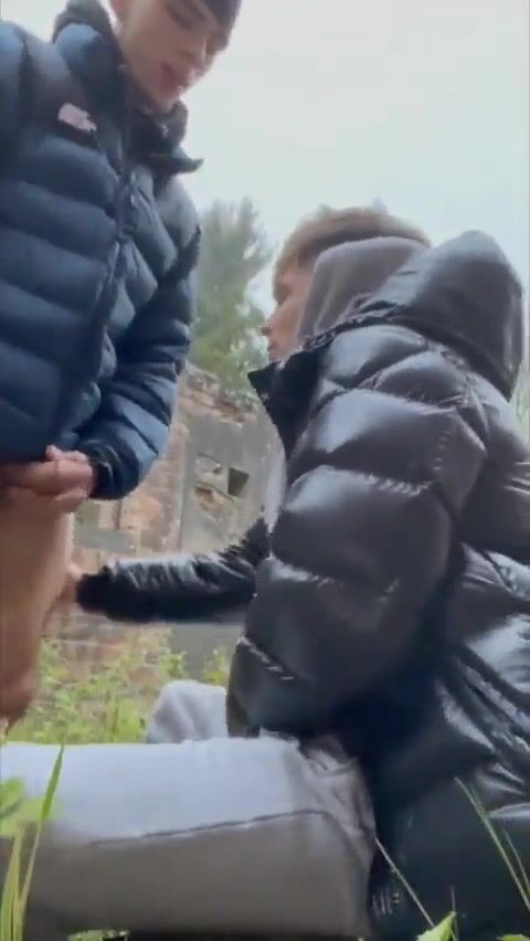 Callum e cole se pegam