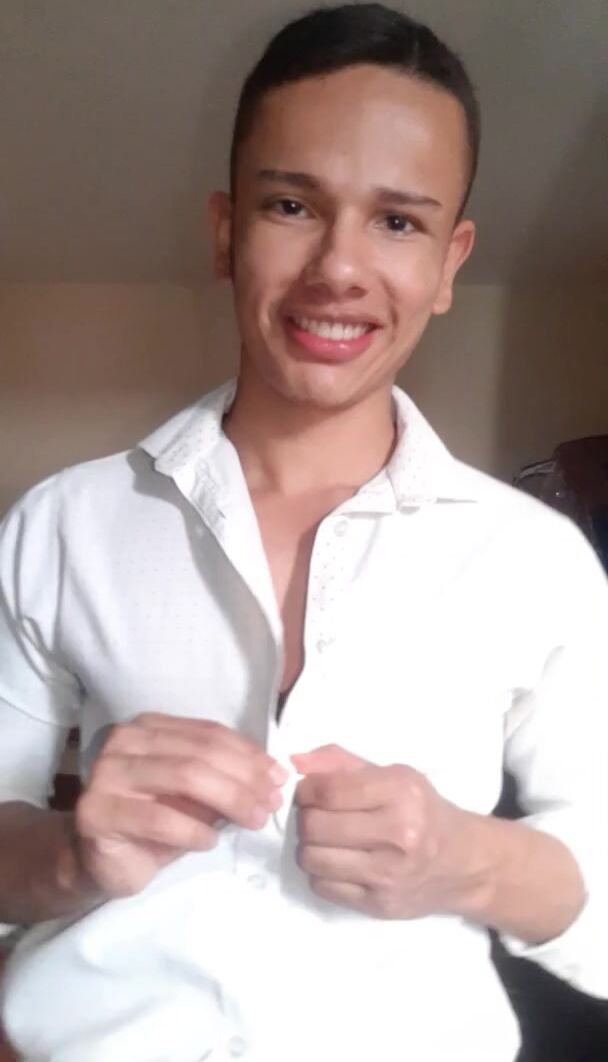 [abx][4][886] - fitness boy cums in the room while his family is in...