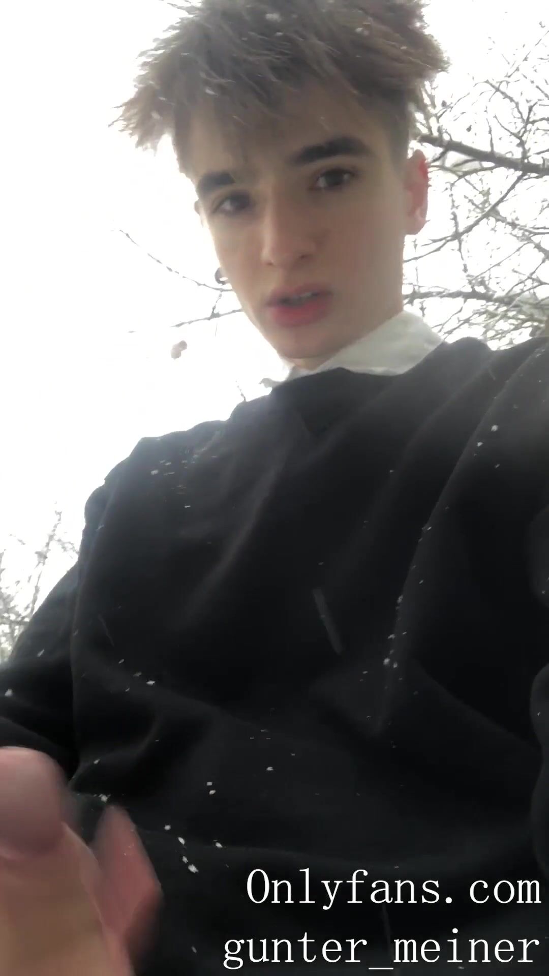 Schoolboy jerks his cock during class break