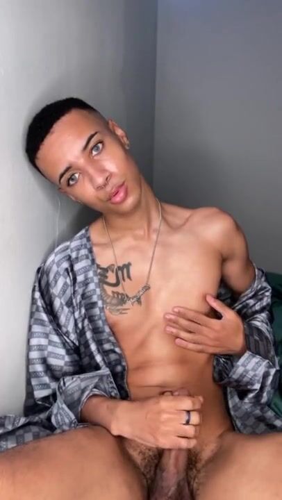 Séance de branlette onlyfans de brandonfauz