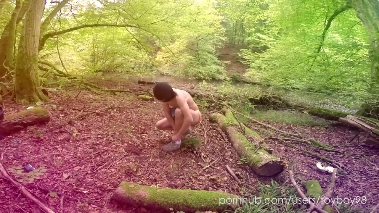 Woods twink jerkoff almost caught - hottest ever