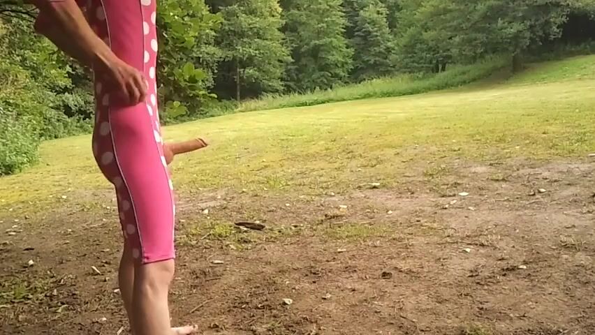 [abx][909] - masturbating in public