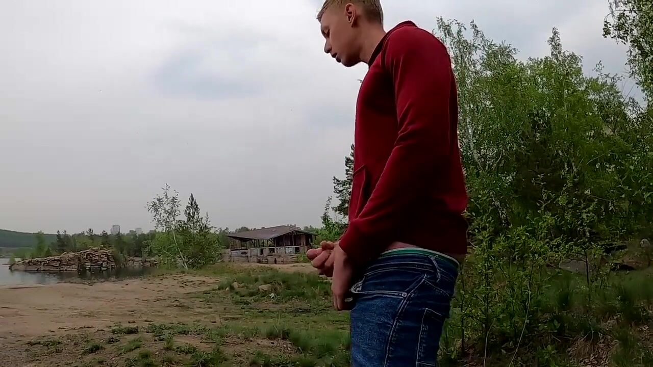 [abx][970] - jerking off in a chic place