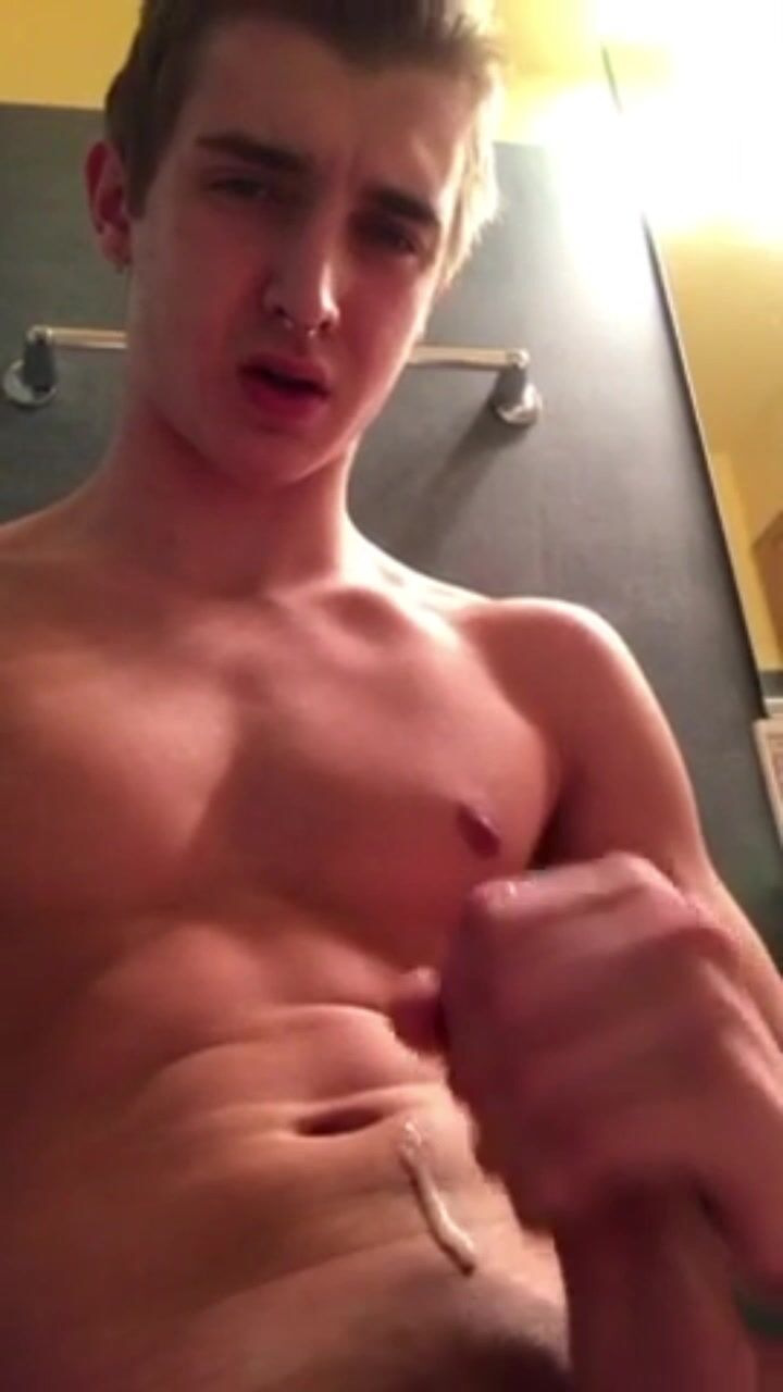 18yo jesse unloads in abx clip