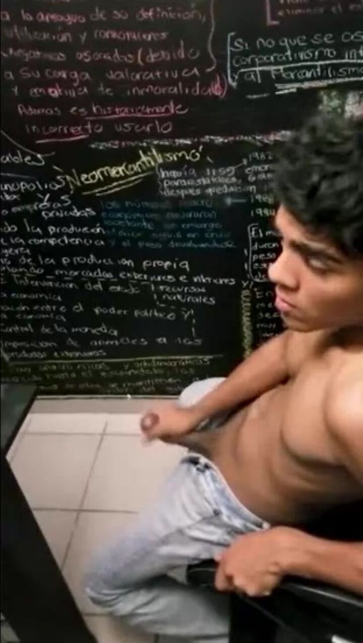 Videos abx en silla oficina sin condón