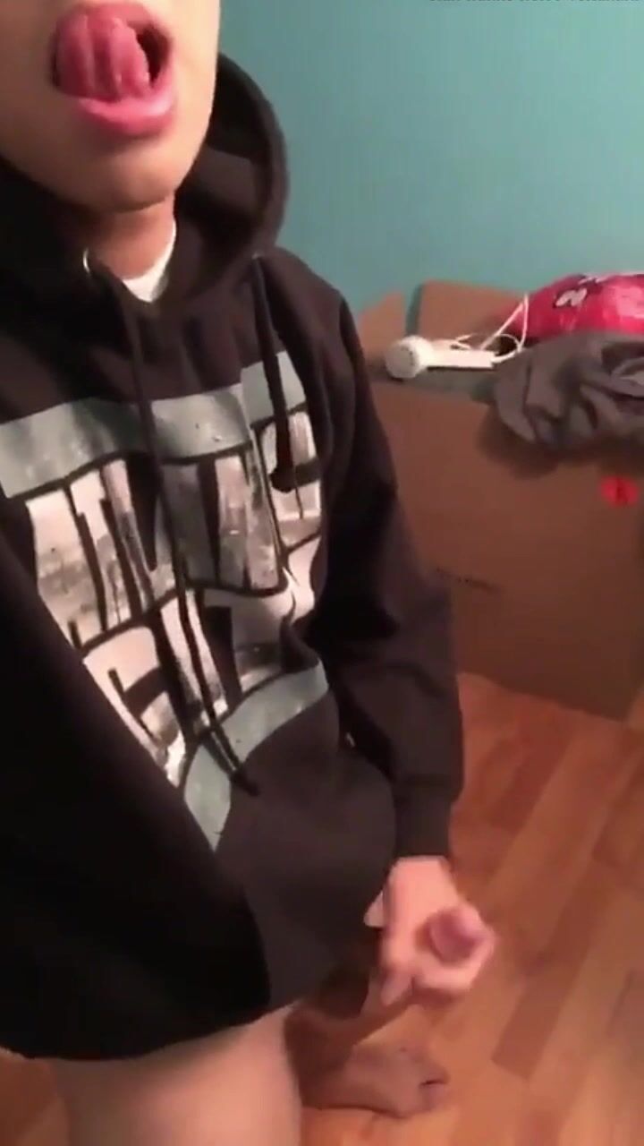 Abx-clips: teen spritzt heiße wichse