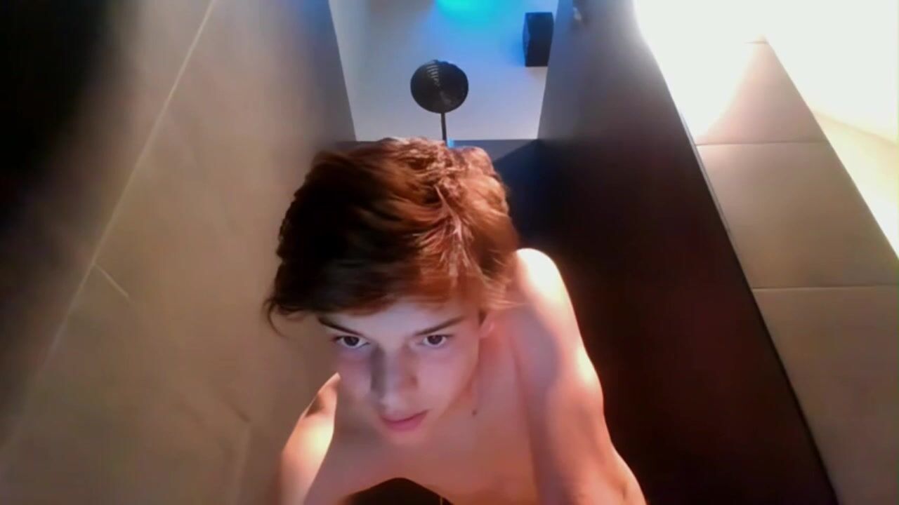 [abx][vip] darien has a hot shower