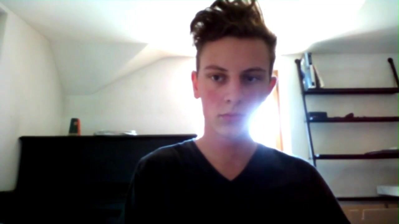 Deutscher twink wichst harten schwanz