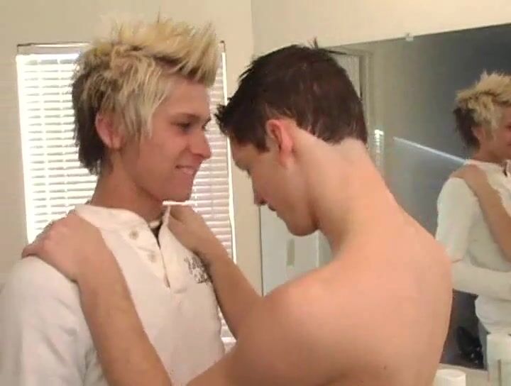 Bathroom twink daddy action