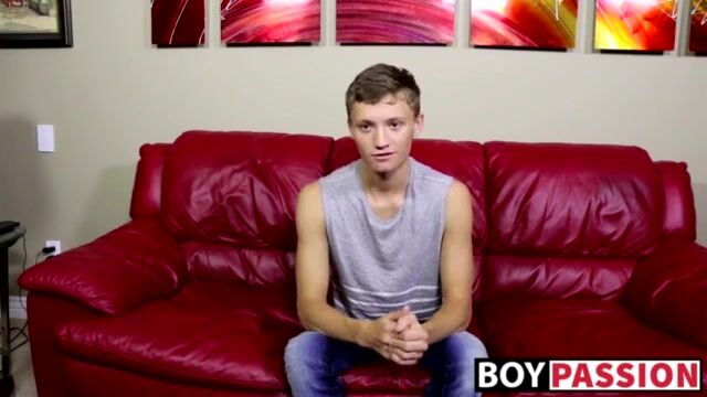Skinny twink rides raw daddy cock