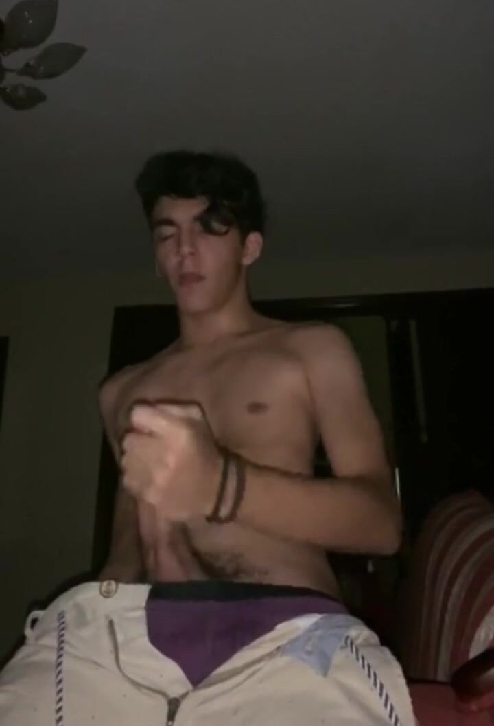 Almost caught by my dog: twink daddy muscle bareback cock action