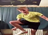 Aiden le montre encore ! porno gay