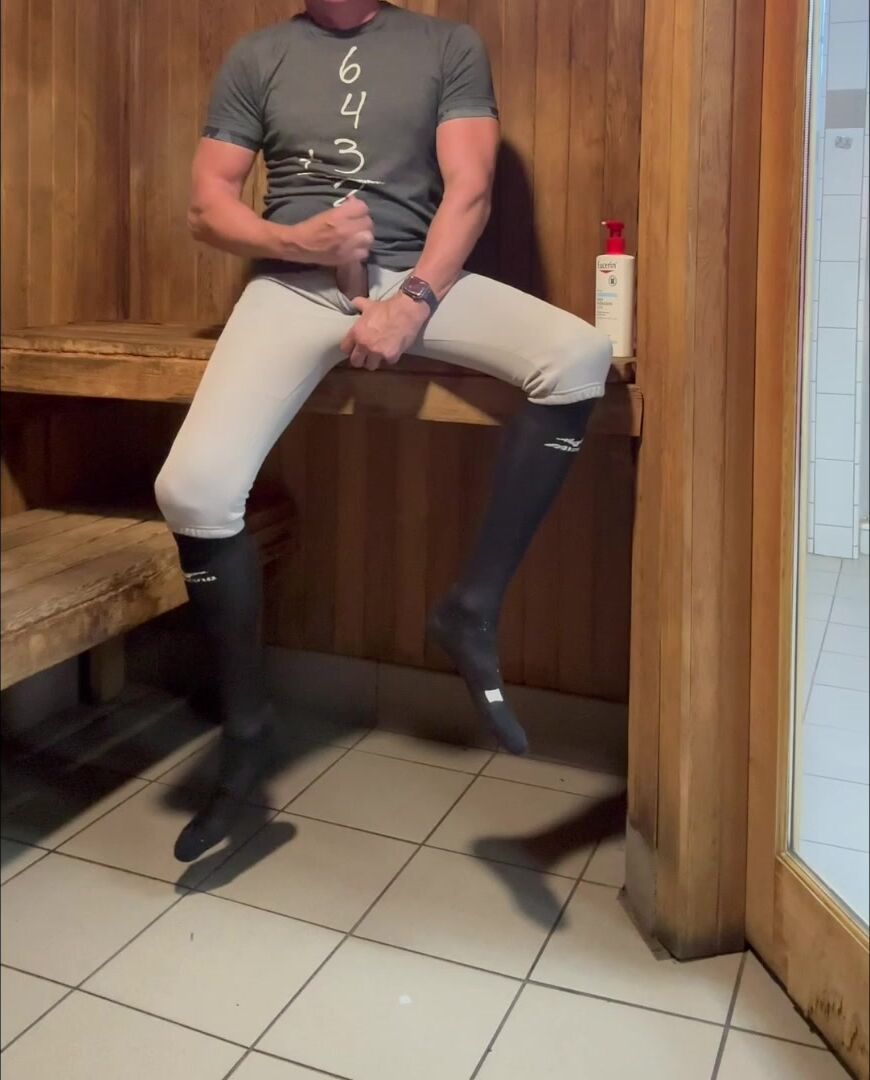 Spaß in der alpha-umkleidekabine mit jockdad87