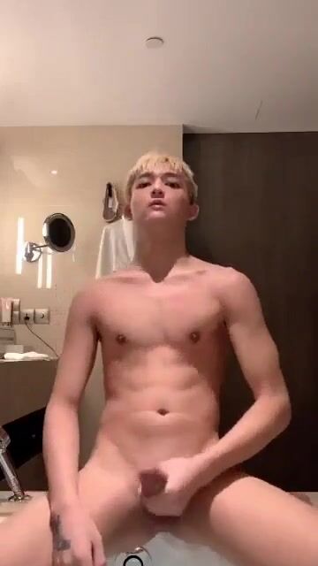 Blonde twink sprays hot cum everywhere