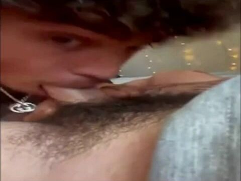 Amateur twink deepthroats after dinner