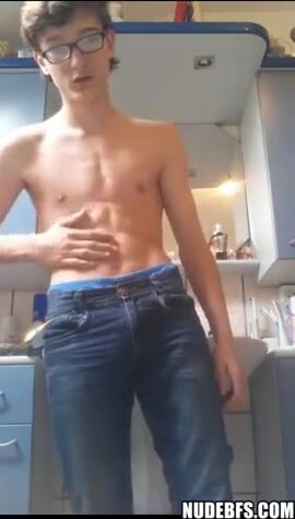 Amateur-twink reitet daddys blanken muskel-schwanz 3
