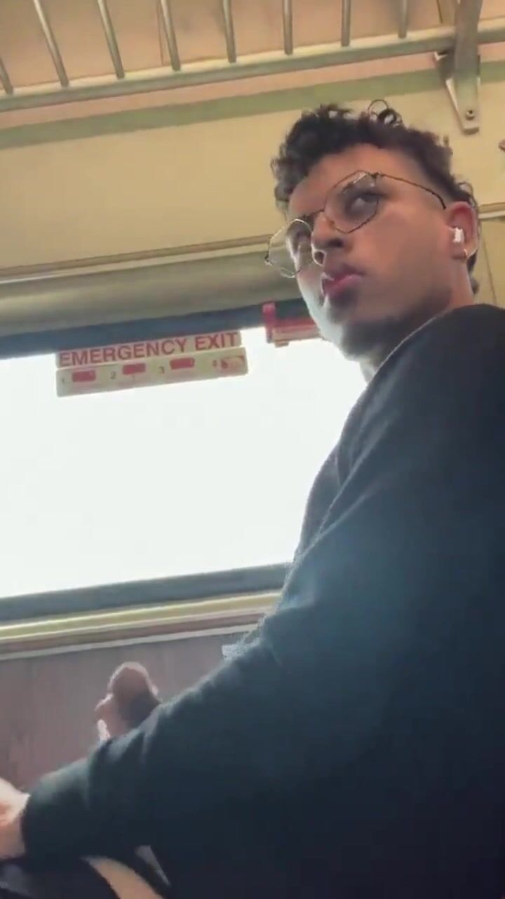 Acción amateur de twink daddy muscular a pelo