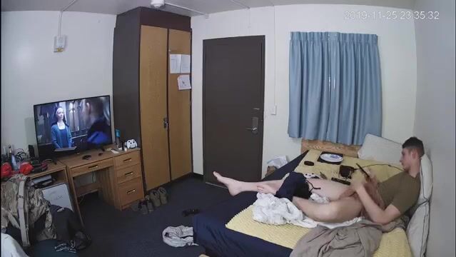 アマipカメラがツインク筋肉ダディ生チンポを捉える