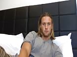 Blonder twink wichst seinen schwanz 6