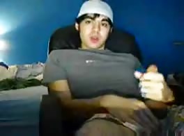 Twink unloads amazing cumshot