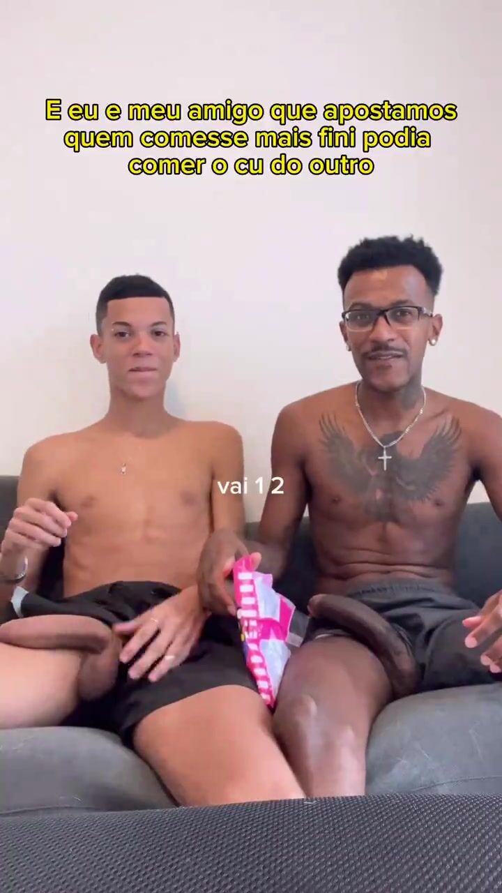 Amigos gay porn webcam couple