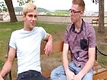 Us-twink nimmt rohen schwanz in paris