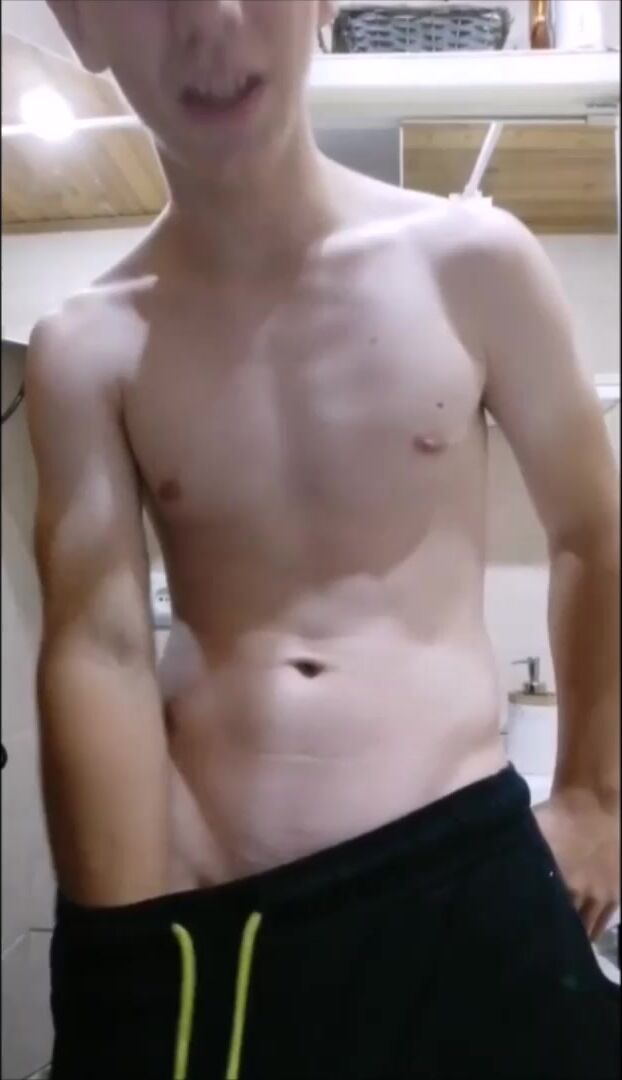 Muscle daddy barebacks twink cock 698babab58d9c