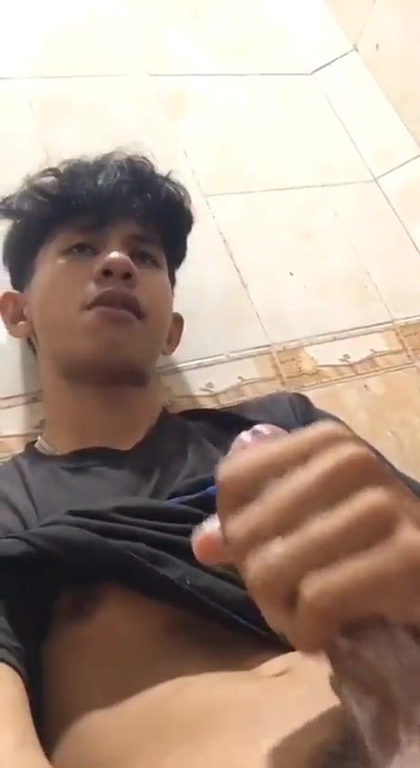 Arab twink boy jerks off in first time porn