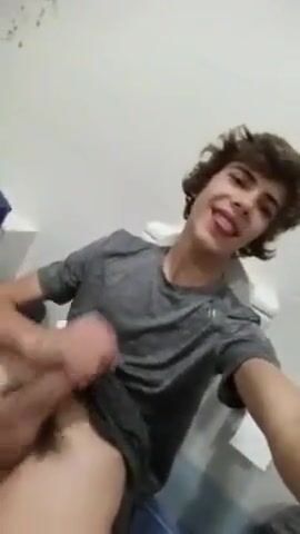 Ardies boy twink on toilet